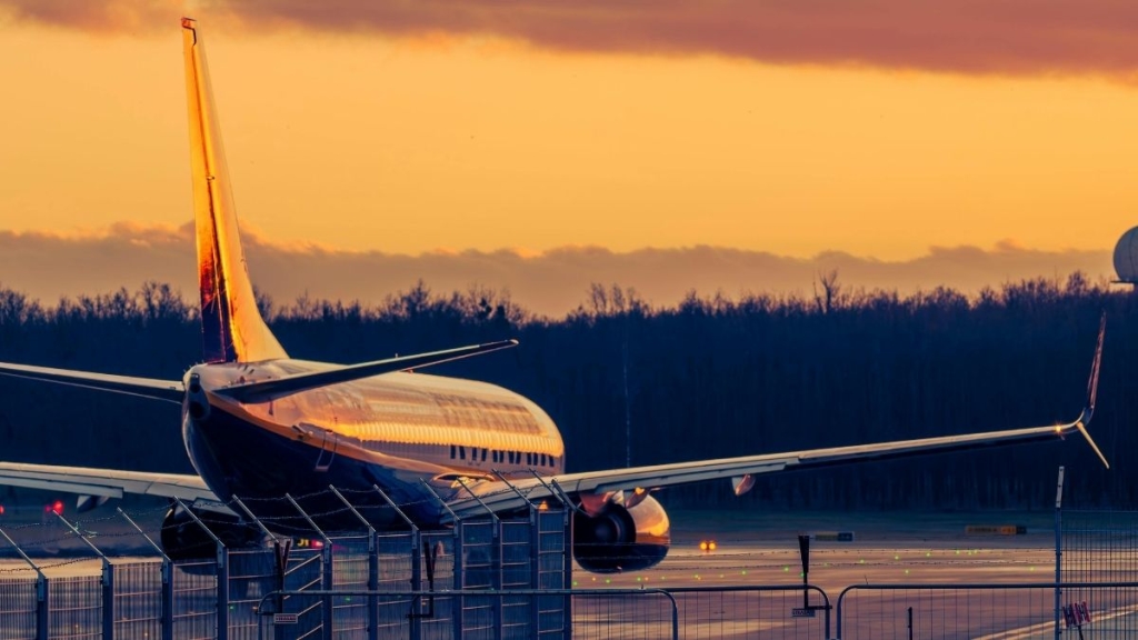 Son Dakika: Antalya-Gaziantep Uçağı Pistte Kaldı! 1 Ucak 1